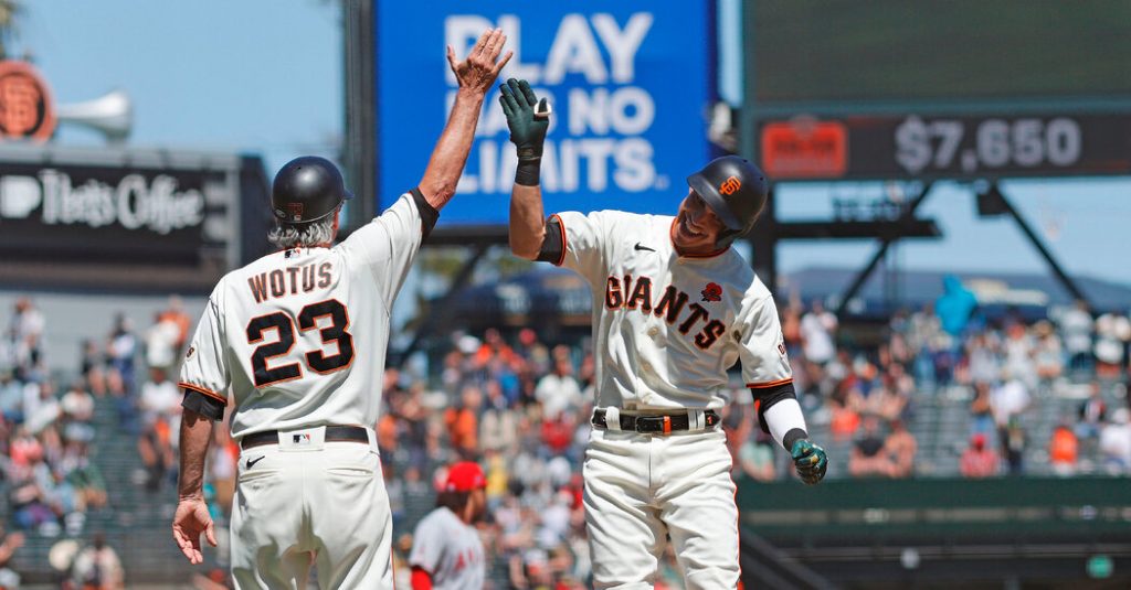 Ron Wotus Has a Handshake for Every Giants Homer