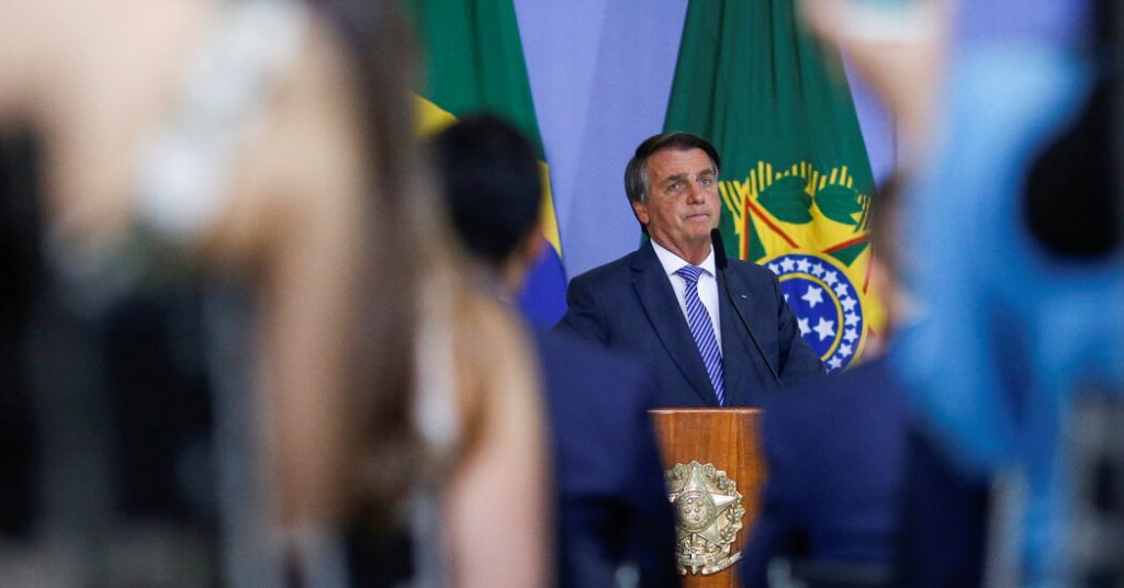 Bolsonaro’s Ban on Removing Social Media Posts Is Overturned in Brazil