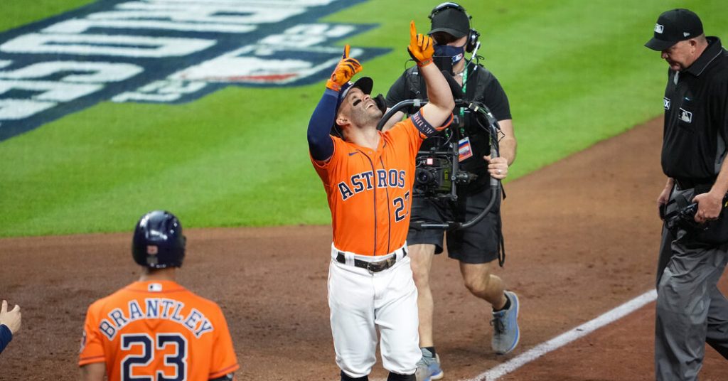 World Series: Astros Beat Braves to Win Game 2