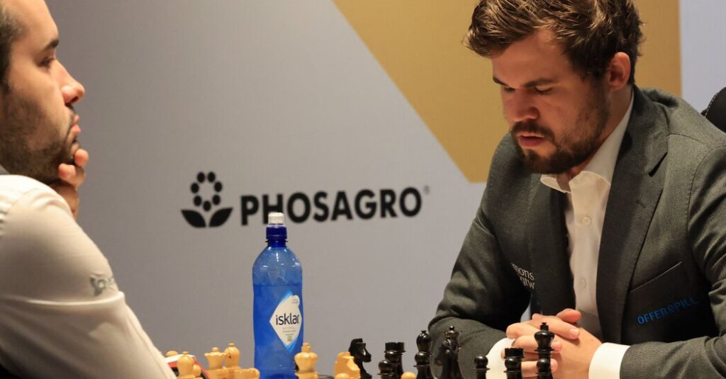 world chess championship carlsen and nepomniachtchi play to fifth draw