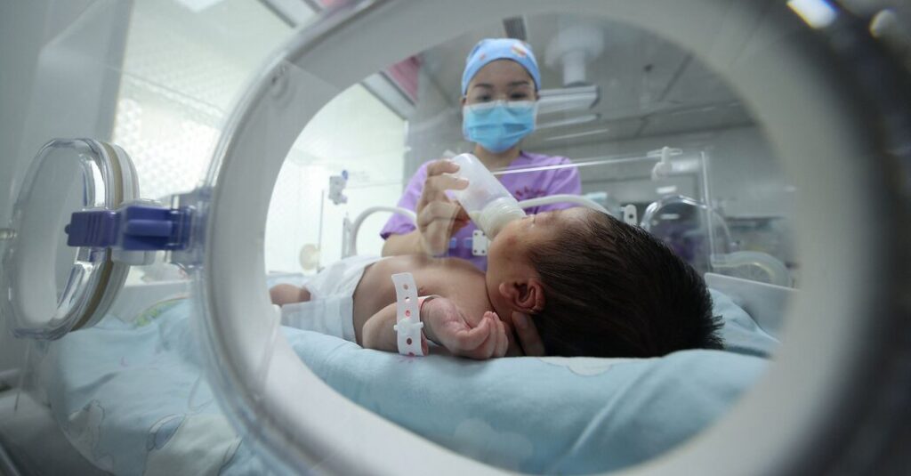 chinas births hit historic low a political problem for beijing