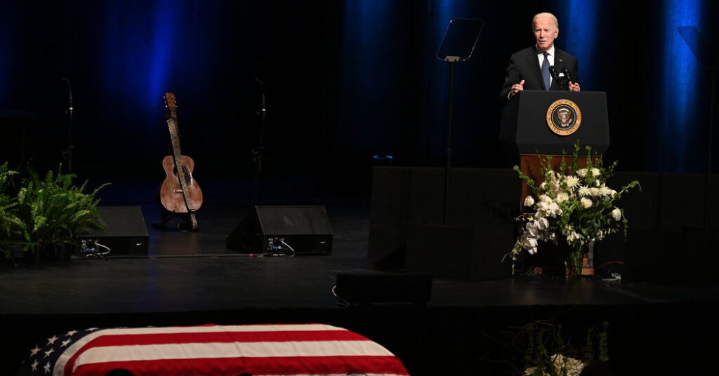 Harry Reid’s Memorial Draws Tributes From Biden and Obama