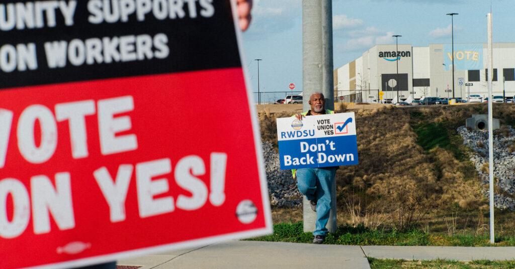 Amazon Warehouse in Alabama Is Set to Begin Second Union Election