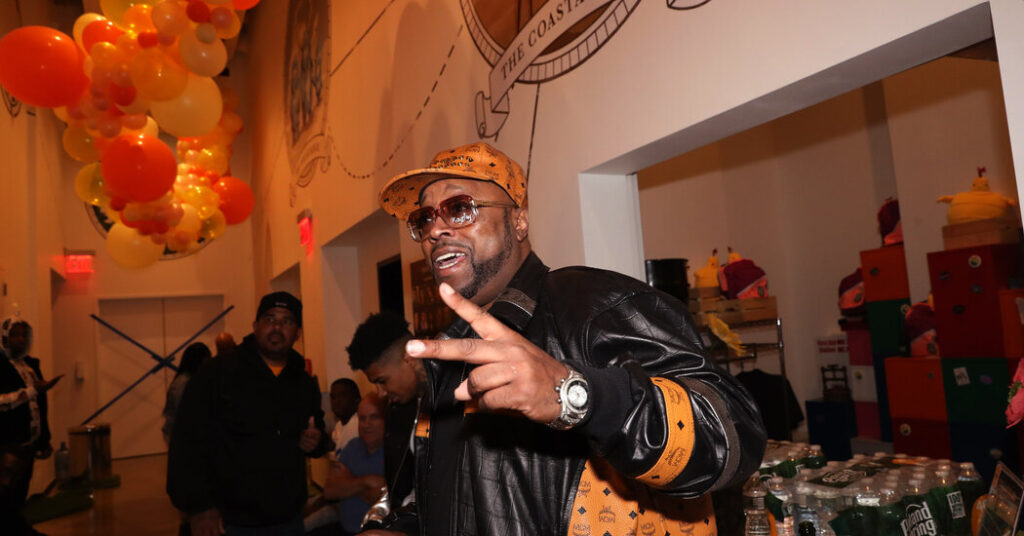 dj kay slay fiery radio star and rap mixtape innovator dies at 55