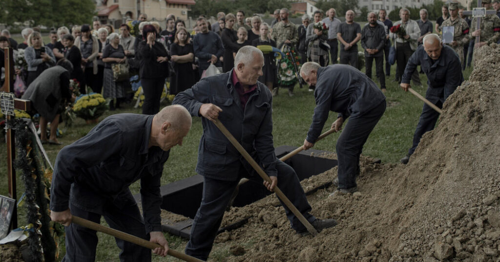 ukraine war volunteers die in battles far from home