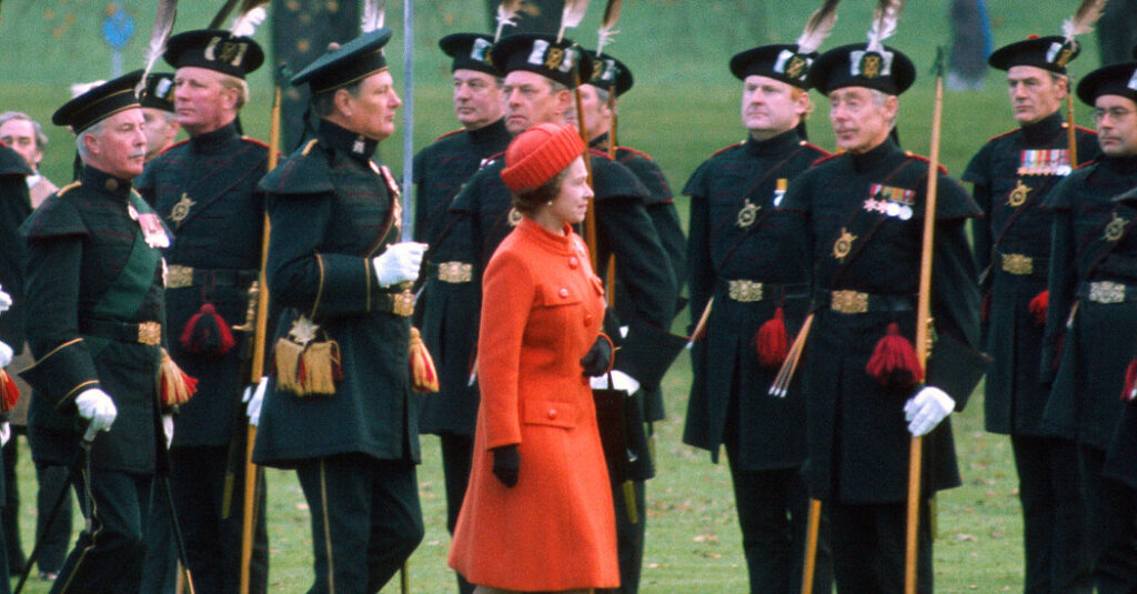 queen elizabeth ii and the shape of 20th century power dressing