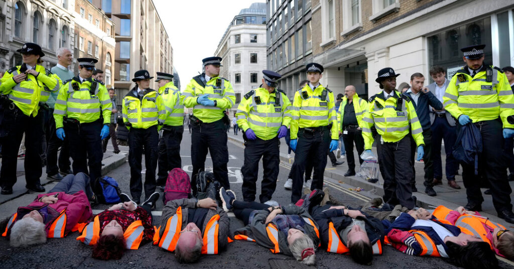 as climate protests get bolder british police strike back with new powers