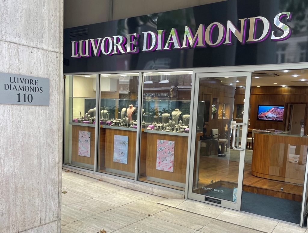 Luvore Diamonds Based In London Takes Over USA Coloured Diamond Market by Storm