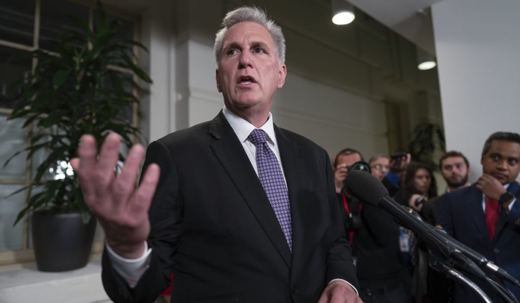 Kevin McCarthy, GOP regroup following staggering stopgap defeat, plan to try again Saturday