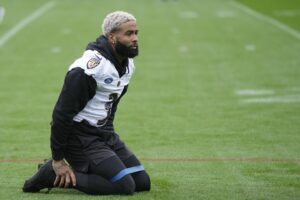Miami Dolphins agree to sign Odell Beckham Jr. to a 1-year contract, AP source says