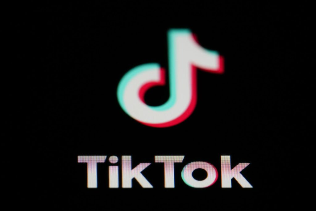 TikTok Complaint 07484 s1440x960