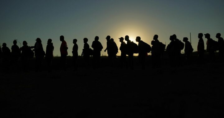 Supreme Court Migrant Arrests Texas 80141 s1440x883