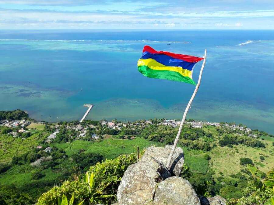 hiking lion mountain mauritius east viewpoint montagne lion